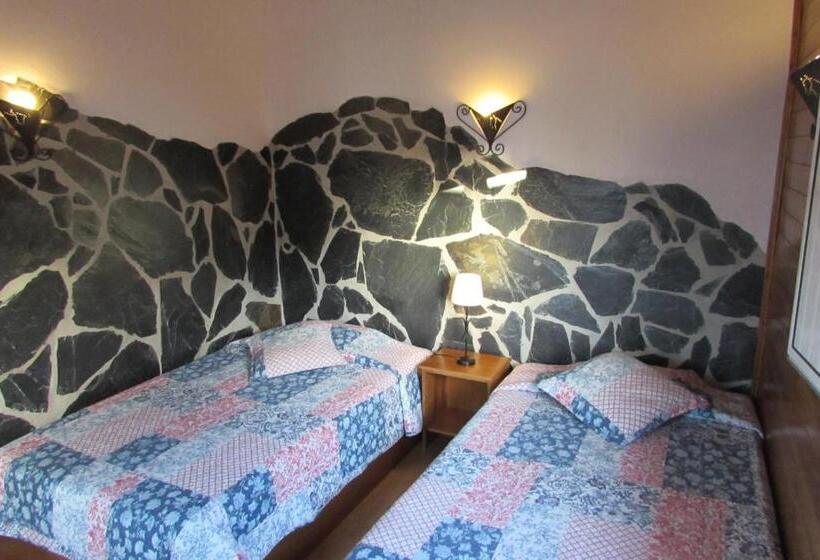 Бунгало Стандарт, Lusitaurus