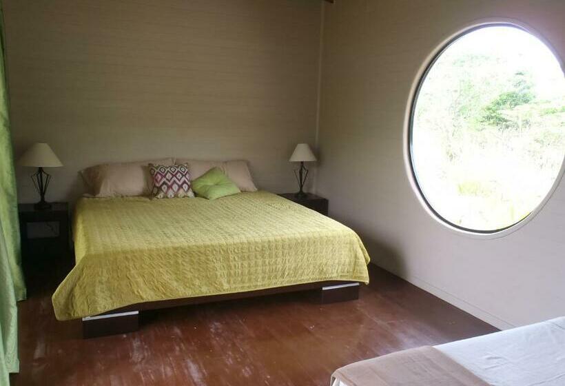 스탠다드 방갈로, Eden Tica Lodge