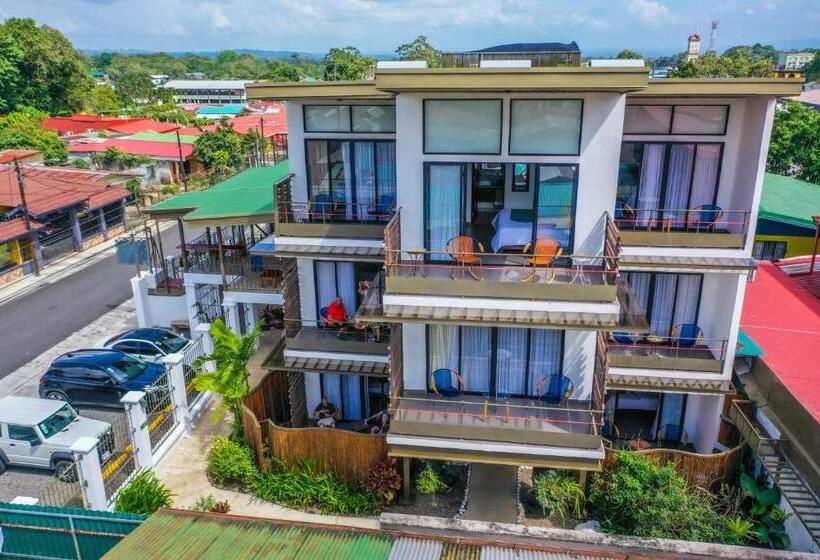 프리미엄 스위트, La Fortuna Lodge By Treebu Hotels