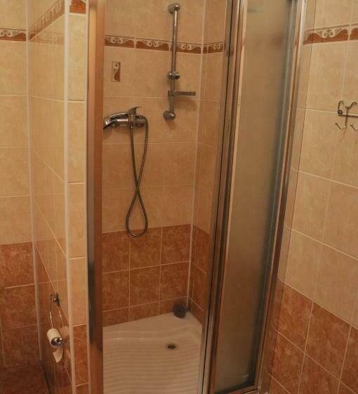 四人标准间, Hostel Děčín