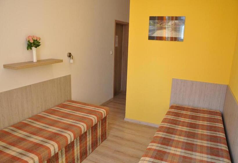 标准间, Hostel Děčín