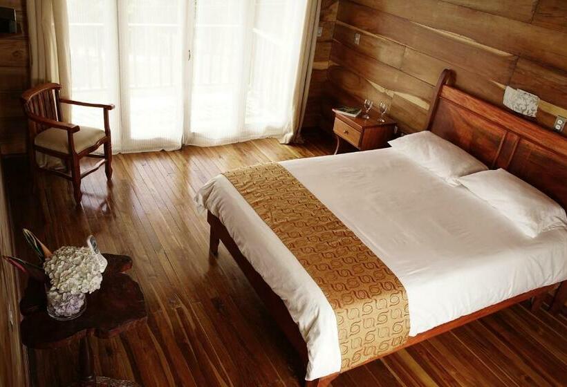 Deluxe Room Mountain View, Bosque Verde Lodge
