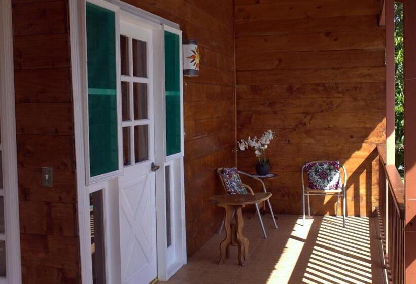 اتاق استاندارد با چشم‌انداز باغ, Bosque Verde Lodge