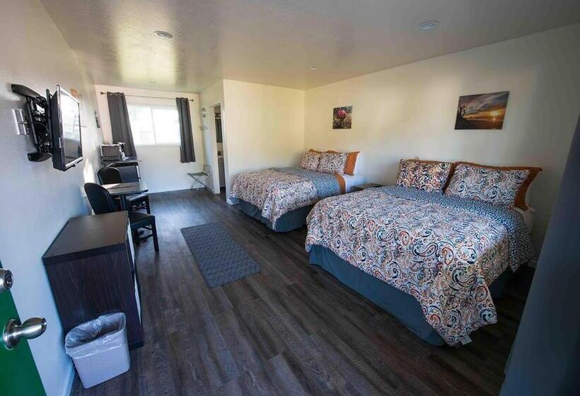 Номер Deluxe, Pacific City Inn