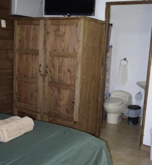 Quarto Estandar, Villas Maria Luisa