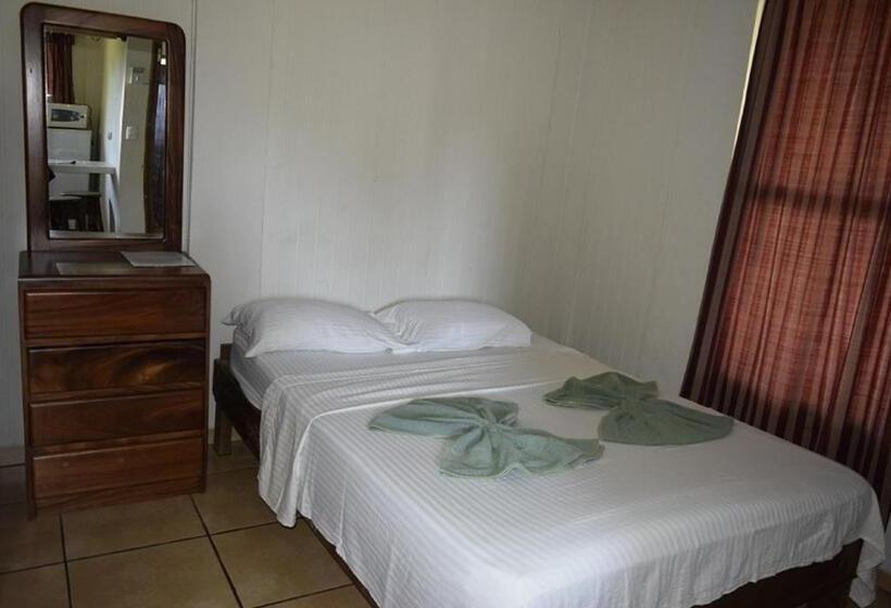 Quarto Quádruplo Clássico, Villas Maria Luisa