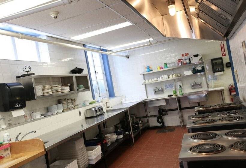 ファミリールーム, Auberge Internationale De Quebec   Hi Canada