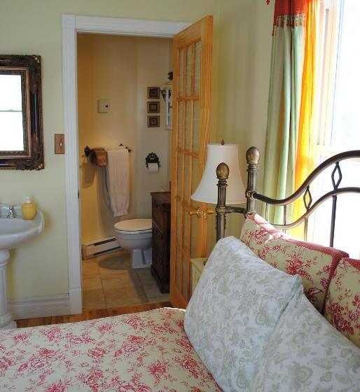 Номер Стандарт, Auberge Marquis De Montcalm