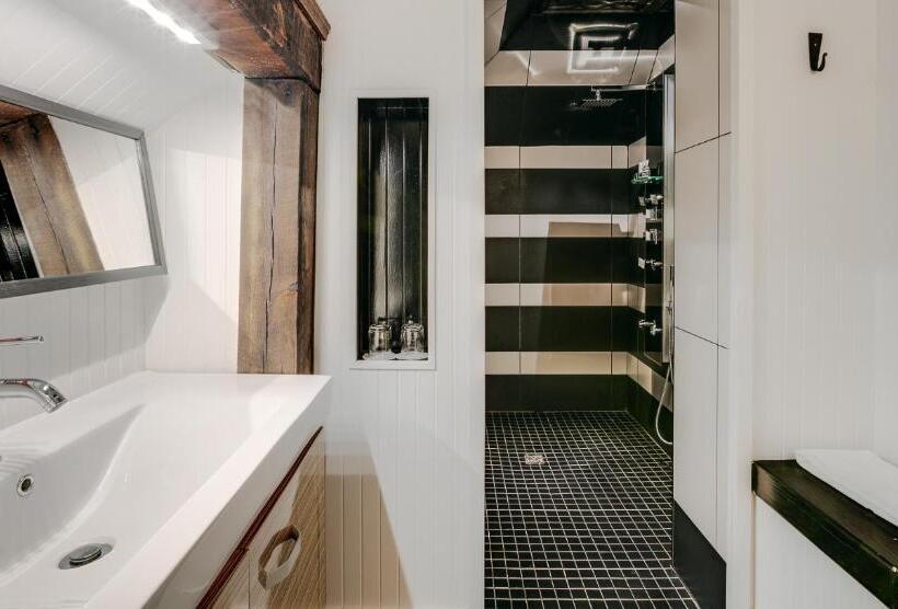Люкс Кровать Кинг, Auberge Nuits St Georges
