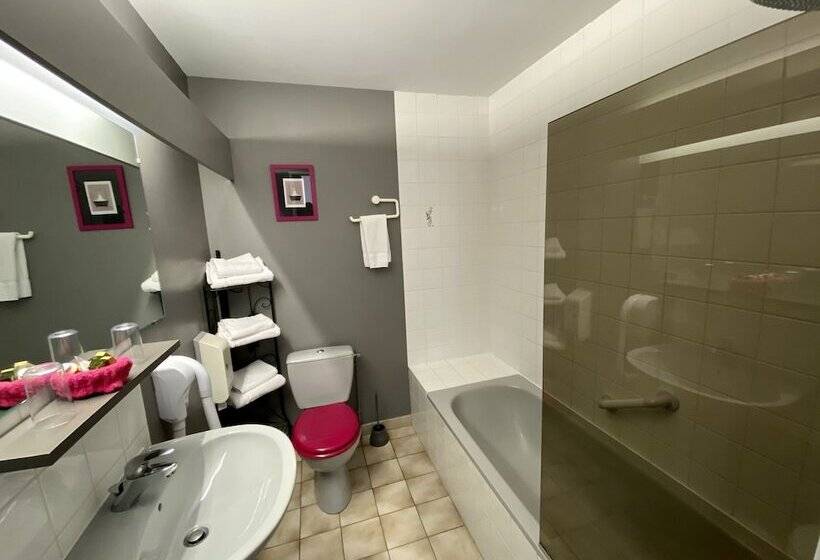 스탠다드 룸, Logis Hostellerie La Chaumiere