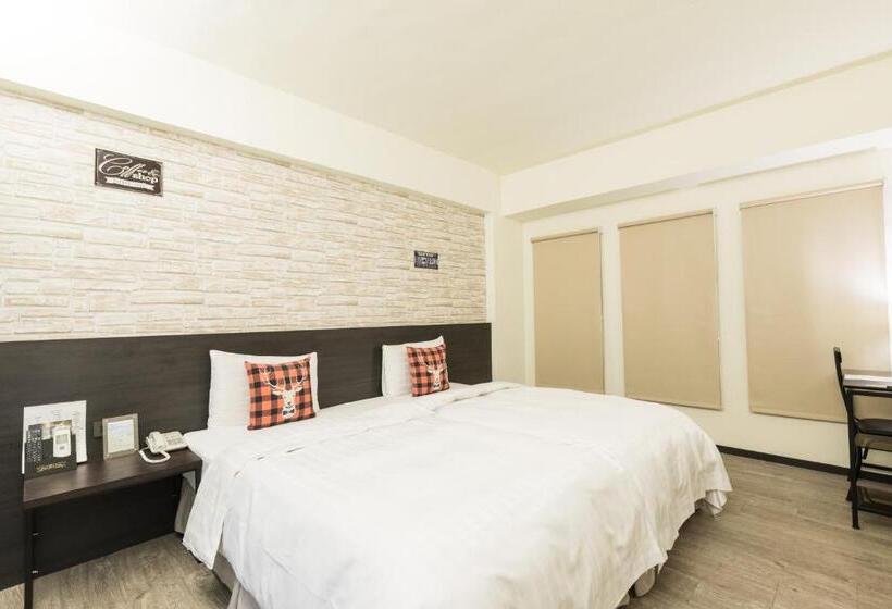 اتاق لوکس, Home Rest