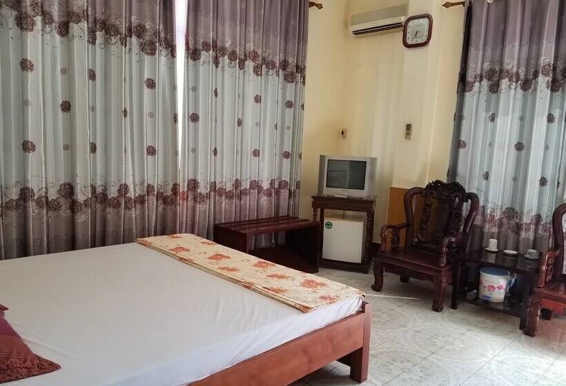 اتاق استاندارد, Linh Dan