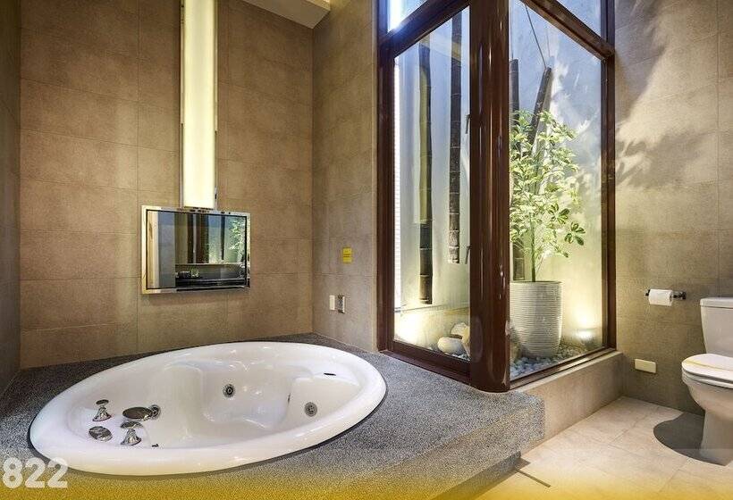 سوییت, Wehome Motel