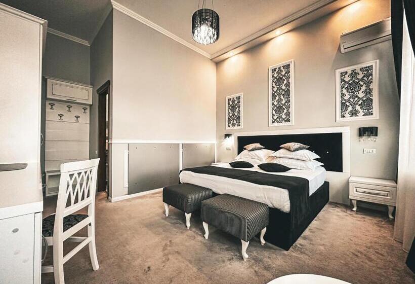 اتاق لوکس, La Strada Boutique Villa
