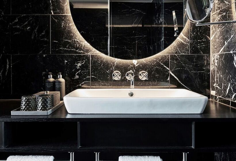 سوئیت پریمیوم, Roomers Munich, Autograph Collection