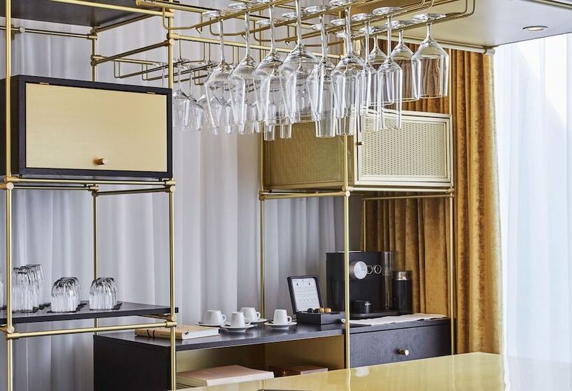 سوییت پرستیژ, Roomers Munich, Autograph Collection