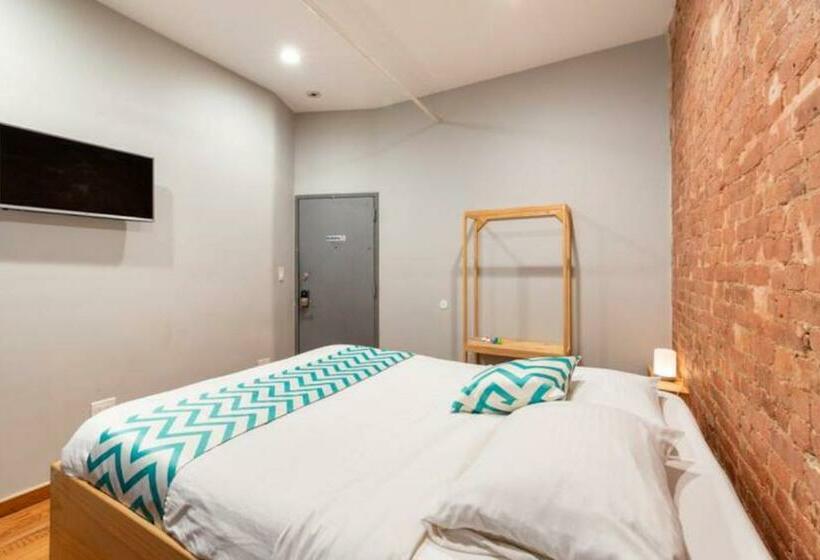 带共用浴室的标准房间, Morris Guest House