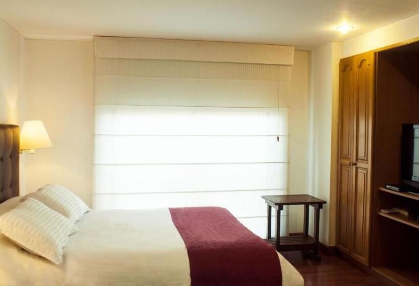 سوییت جونیور, Apartaestudios Los Andes