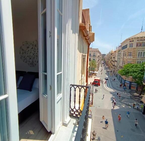 Habitación Estándar, El Siglo