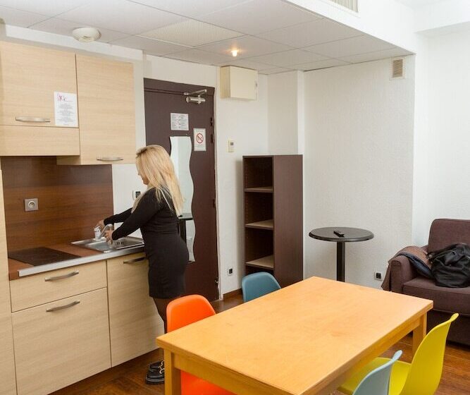 １ベッドルームのスーペリアアパートメント, Appart Hotel Castel Emeraude, Charme Et Caractère