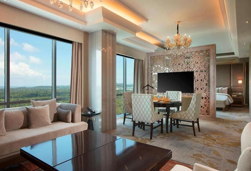 Люкс Президентский 2 Спальни, Wyndham Panbil Batam
