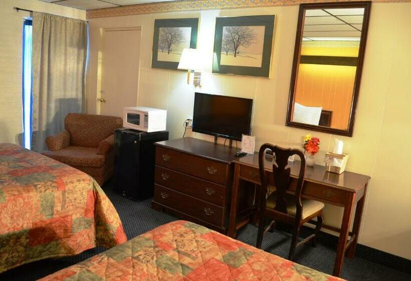 Номер Deluxe, Economy Inn Bluefield