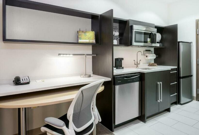 Deluxe Suite King Bed, Home2 Suites By Hilton Austin Airport