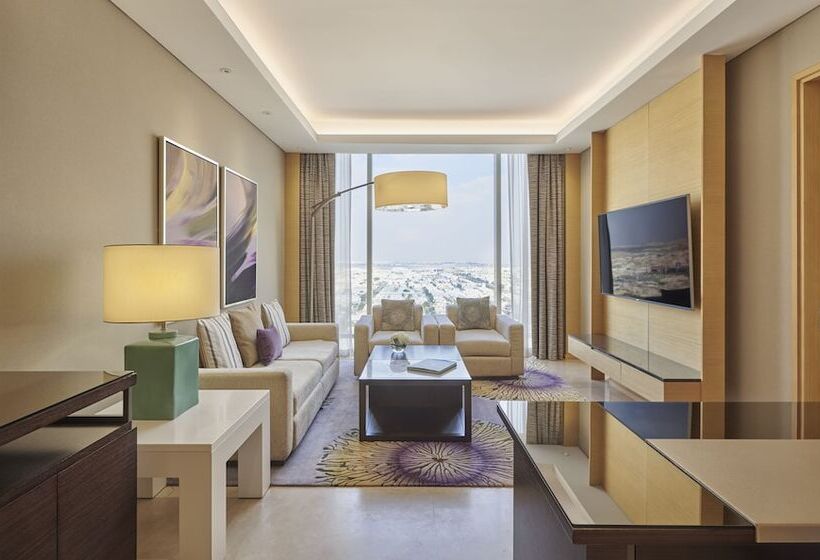 Люкс, Hyatt Regency Riyadh Olaya