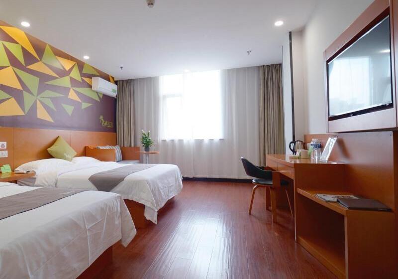 Номер Клуб Кровать Кинг, Hyatt Regency Riyadh Olaya