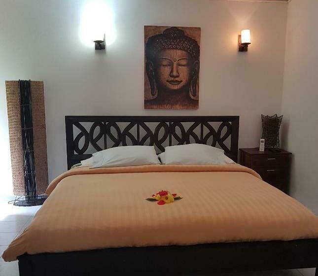 带大床的豪华间, Playa Tranquilo B&b And Dive Shop