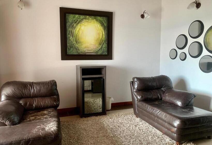 Люкс с Балконом, Serenity Suites Casa Boutique