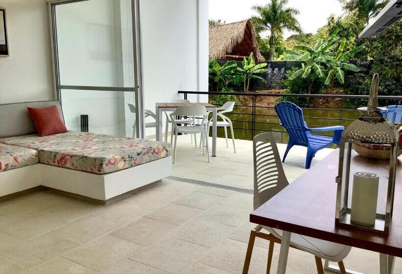 Люкс Deluxe Кровать Кинг, La Masia Hotel Boutique