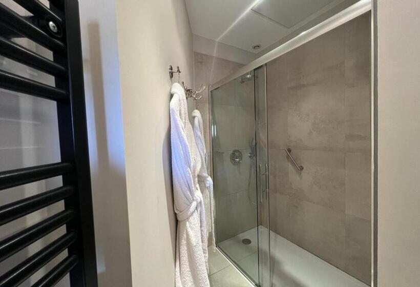 Люкс, N15   Les Confidences   Chambres D Hôtes