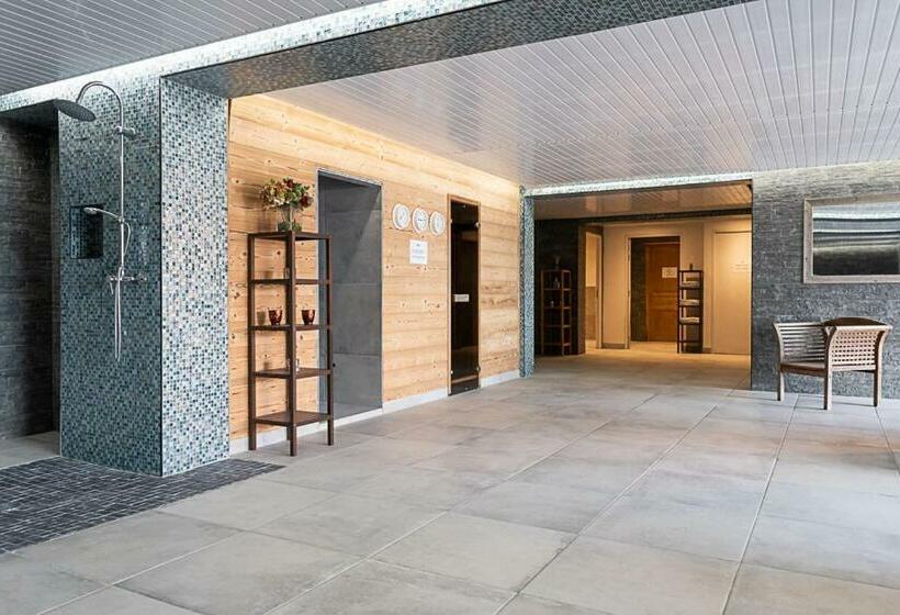 Семейный Номер Deluxe, Black Diamond Lodge