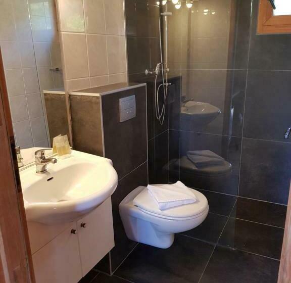 غرفة كلاسيكية مع بلكونة, Mare E Monti