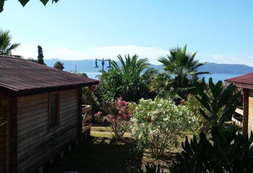 Номер Superior Вид на Море с Балконом, Mare E Monti