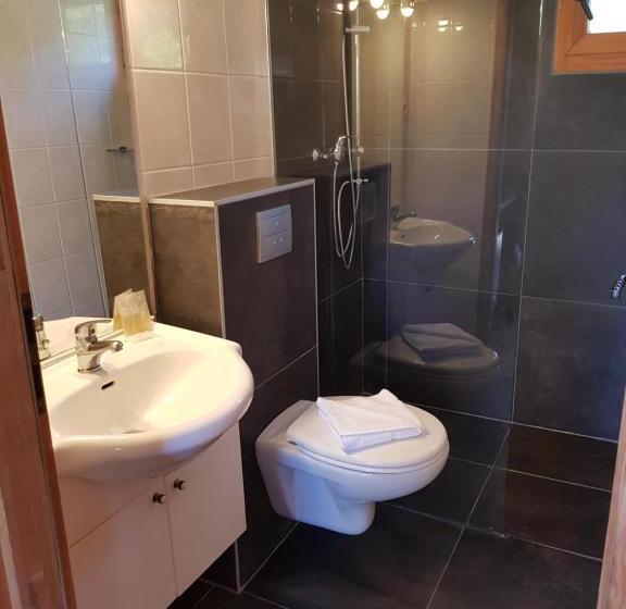 جناح بغرفتي نوم, Mare E Monti