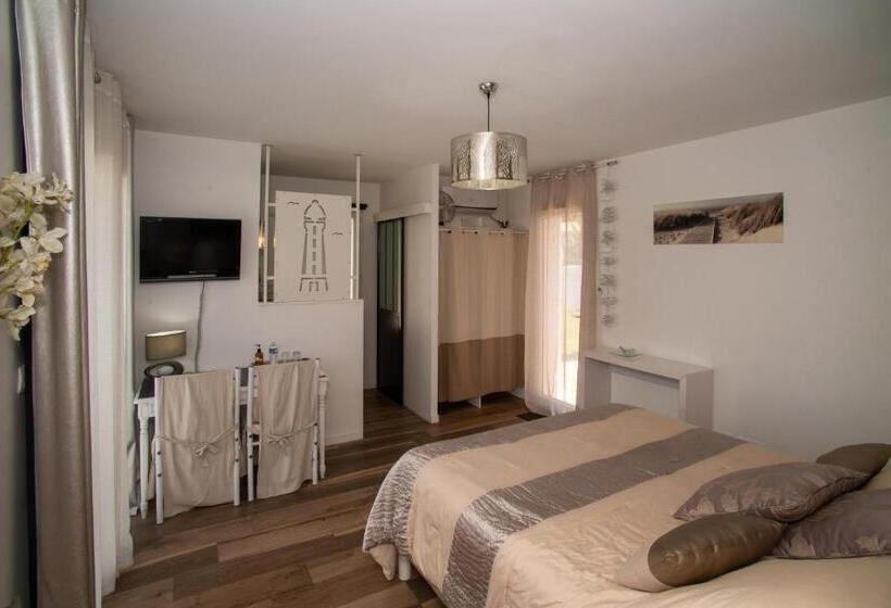 Номер Deluxe с Террасой, Maison Lucilda