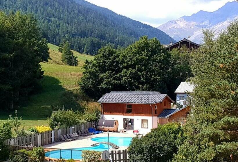 חדר סטנדרט לשלושה, Cis-ethic Etapes De Val Cenis