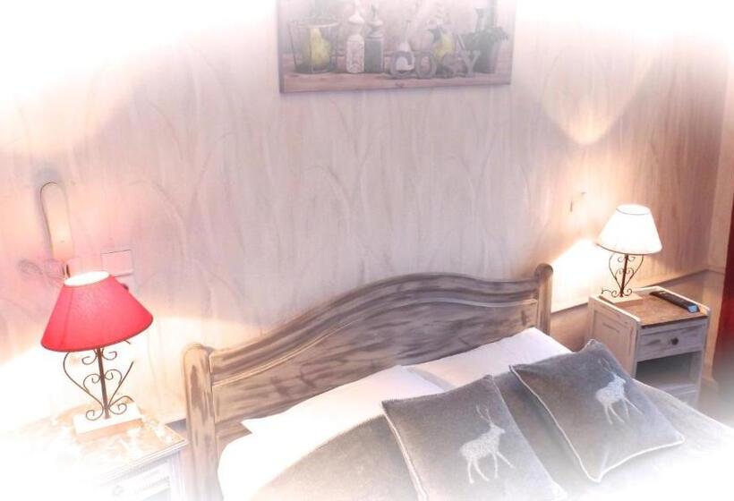 Номер Стандарт Вид на Горы, Hôtel Viallet