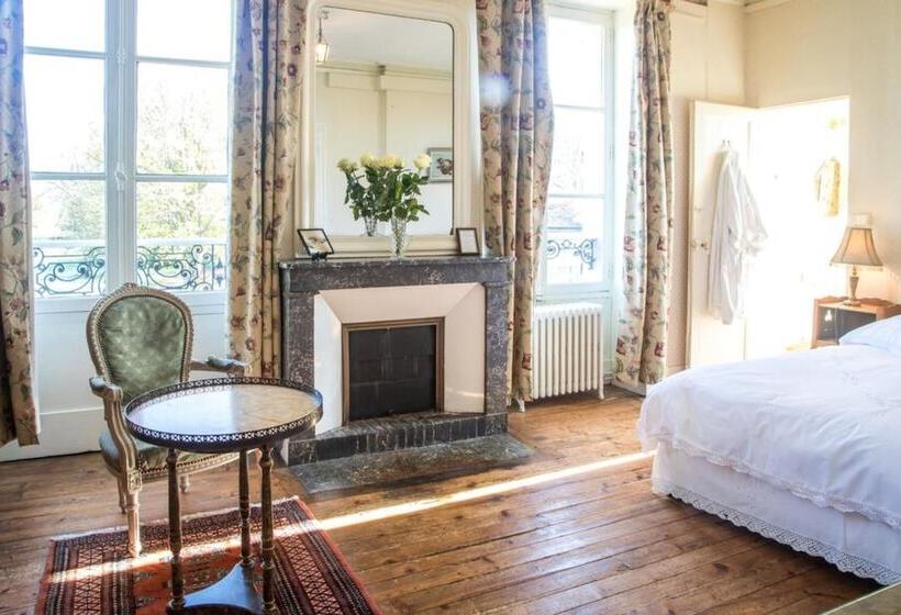 Номер Стандарт, Chambres D'hotes Château De La Puisaye