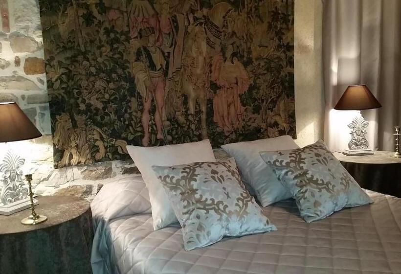 سوییت لوکس, La Maison Bakéa