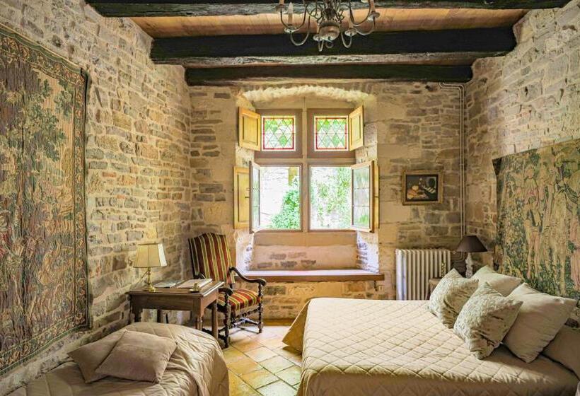 سوییت لوکس, La Maison Bakéa