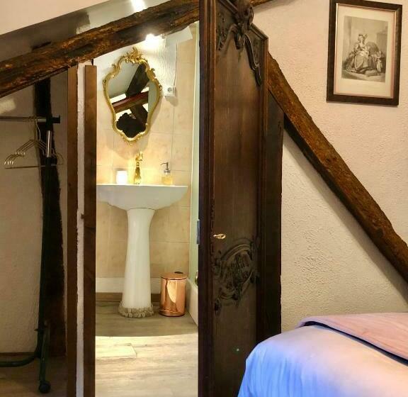 اتاق استاندارد, Le Colombier De Cyrano Et Roxane