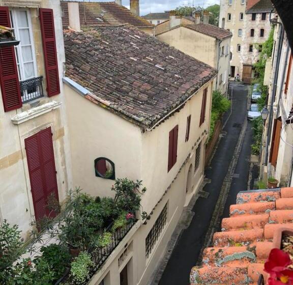 اتاق استاندارد, Le Colombier De Cyrano Et Roxane
