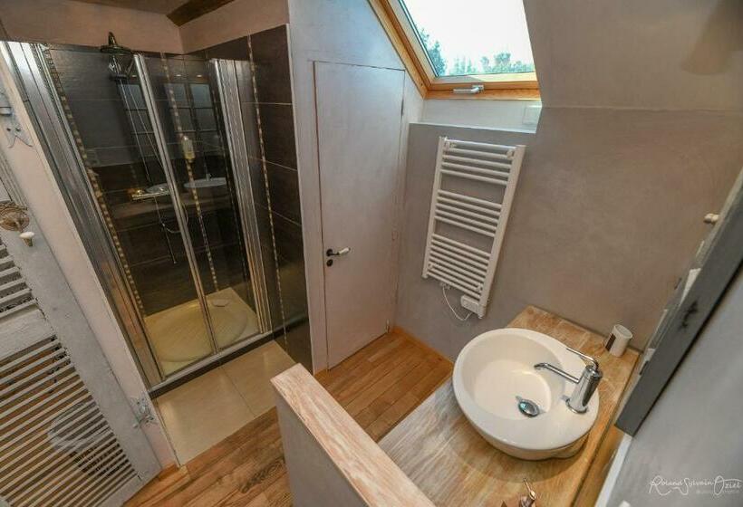 Номер Стандарт Трехместный, Le Manoir Du Pas Jahan
