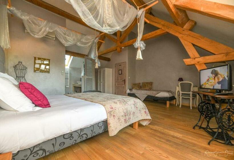Quarto Triplo Estandar, Le Manoir Du Pas Jahan