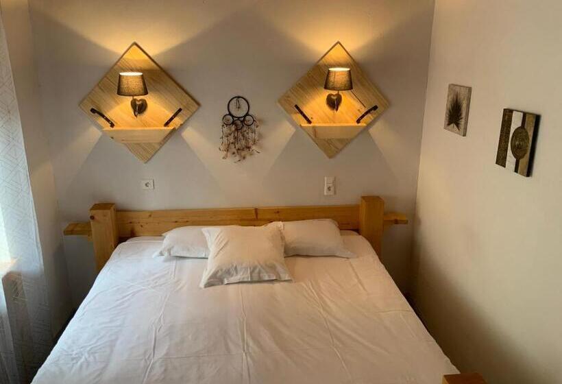 Номер Стандарт, Relais Mont Jura Adults Only