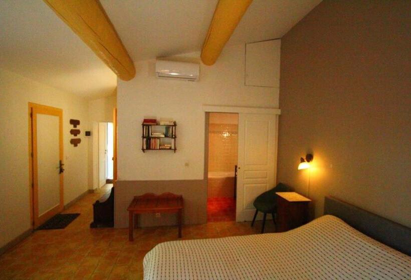 Апартаменты 1 Спальня Вид на Сад, Le Pavillon Vert   B&b