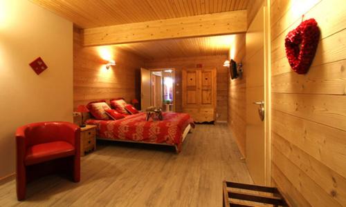 Номер Стандарт, Chambres D'hôtes Couleurs Bois & Spa